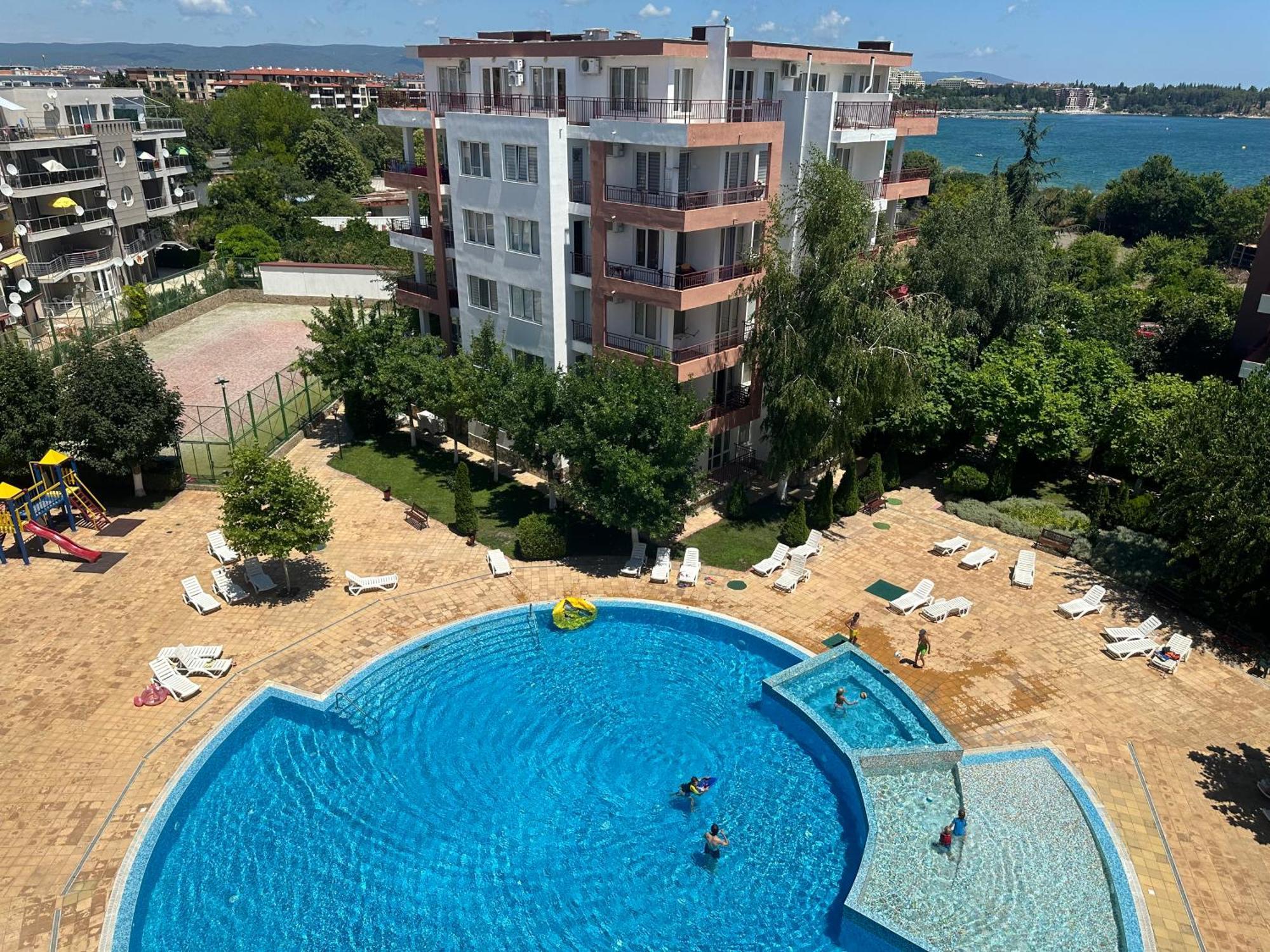 Riviera Fort Beach Apartments By Kalina Resort, Ravda Exteriér fotografie