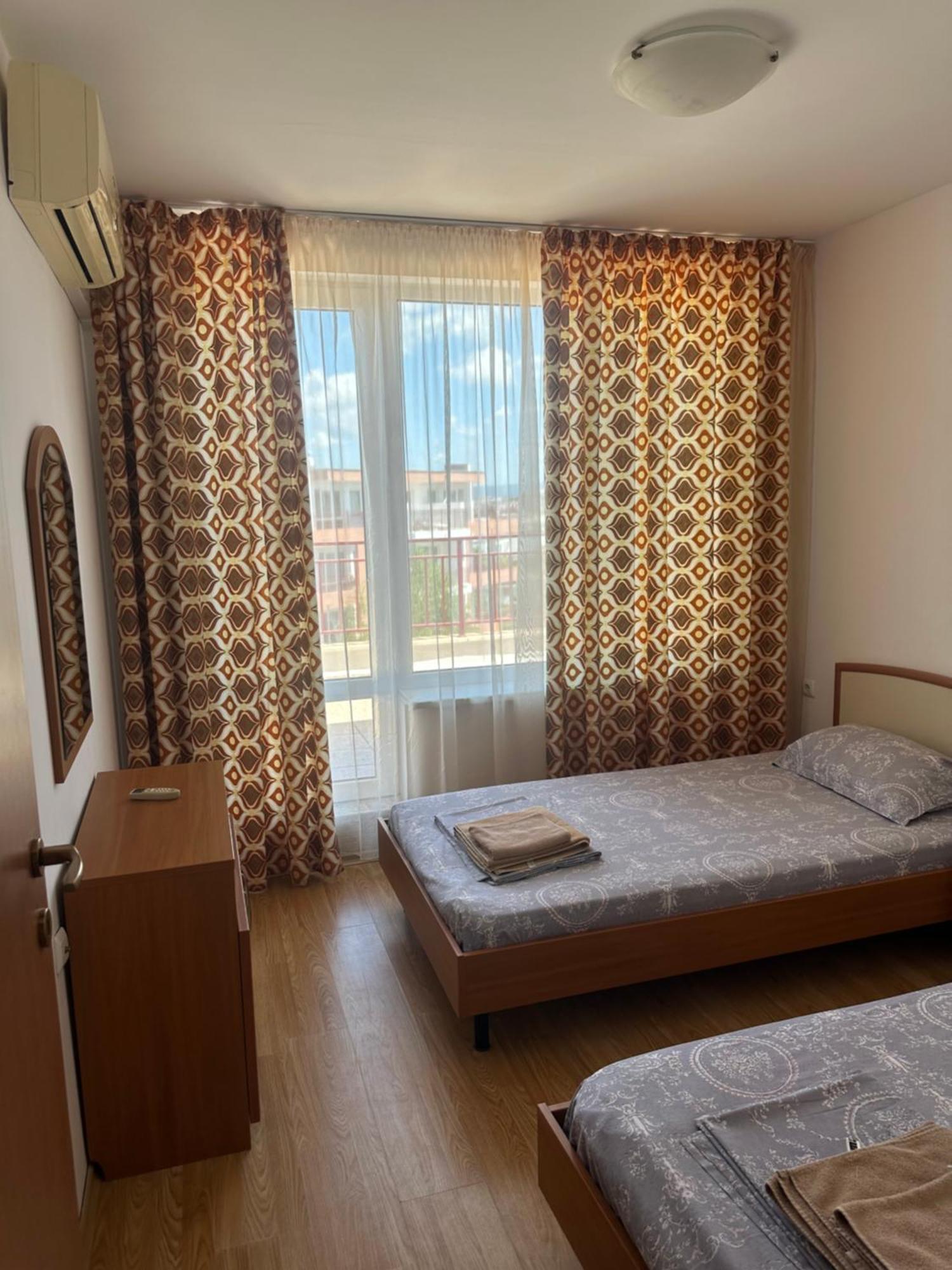 Riviera Fort Beach Apartments By Kalina Resort, Ravda Exteriér fotografie